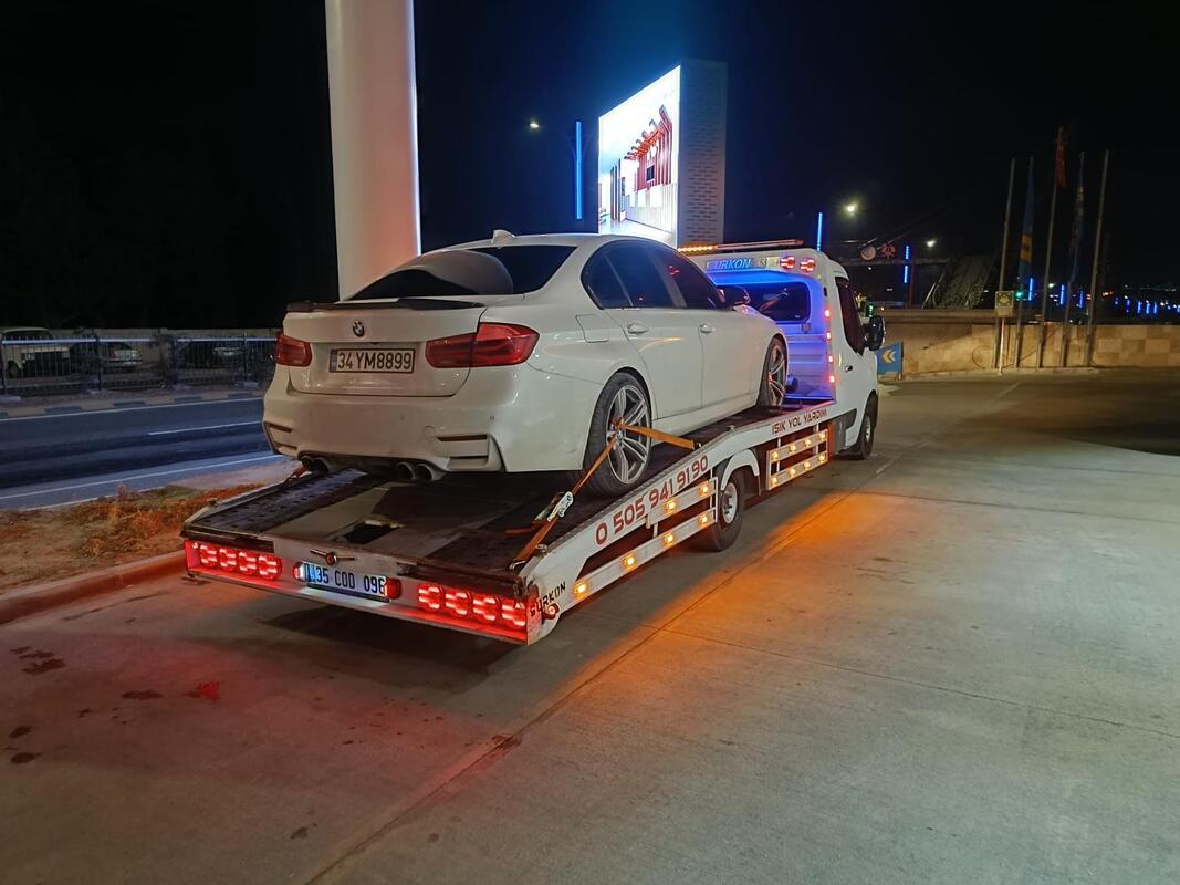 Karşıyaka kaza sonrası kurtarma