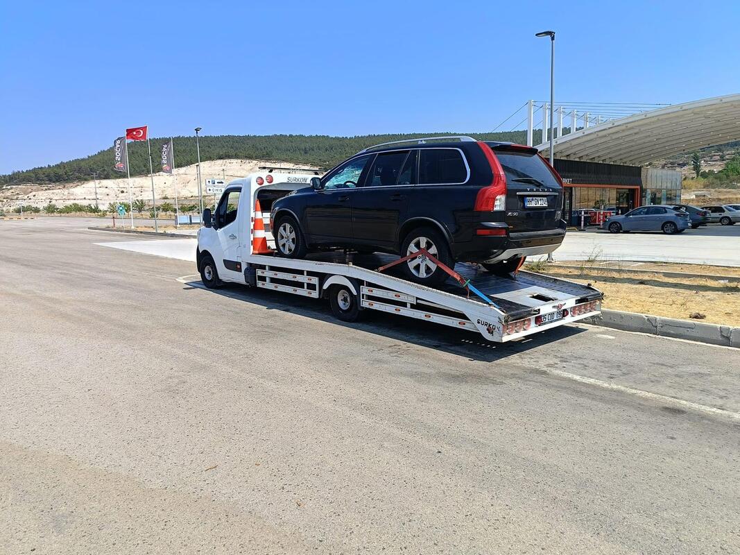Karşıyaka gece BMW taşıma